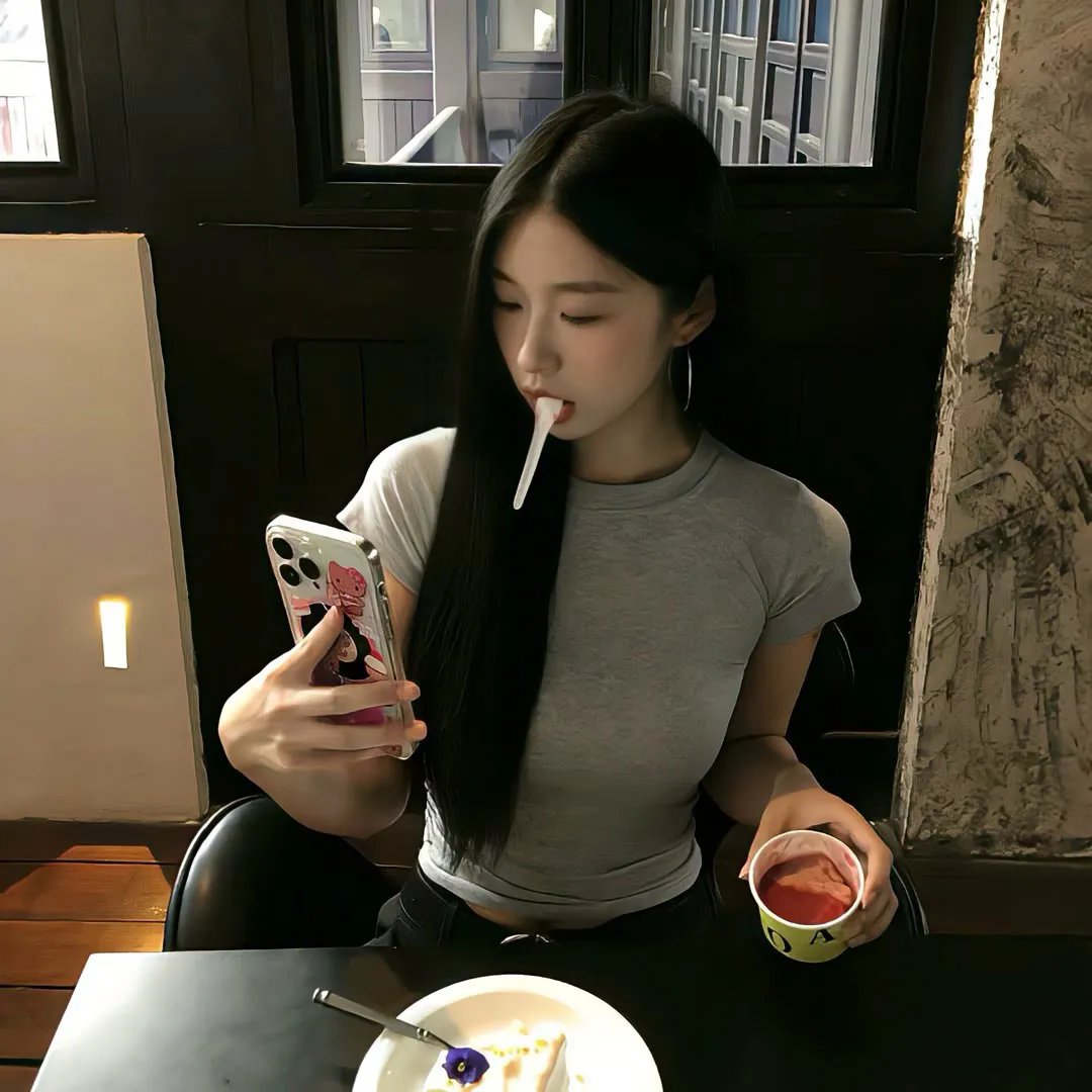 野女孩